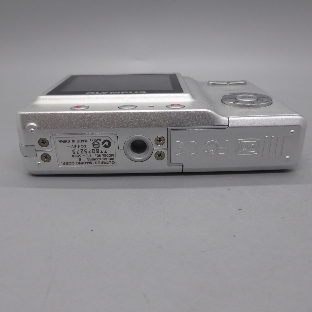 Olympus Digital Camera FE-5500 5.0MP Silver Tested