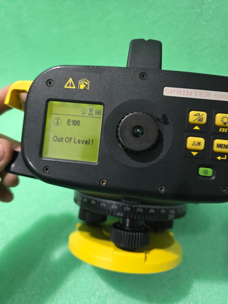 Leica Sprinter 100M Digital Level