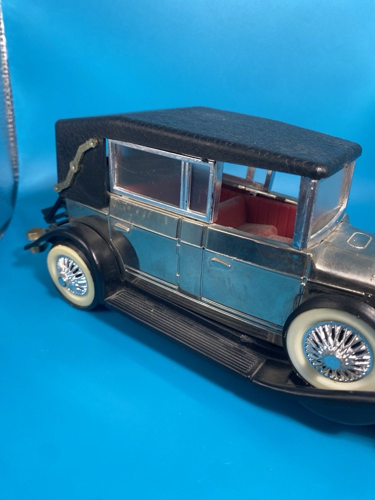 1928 Lincoln Model L Transistor AM Radio - Solid State