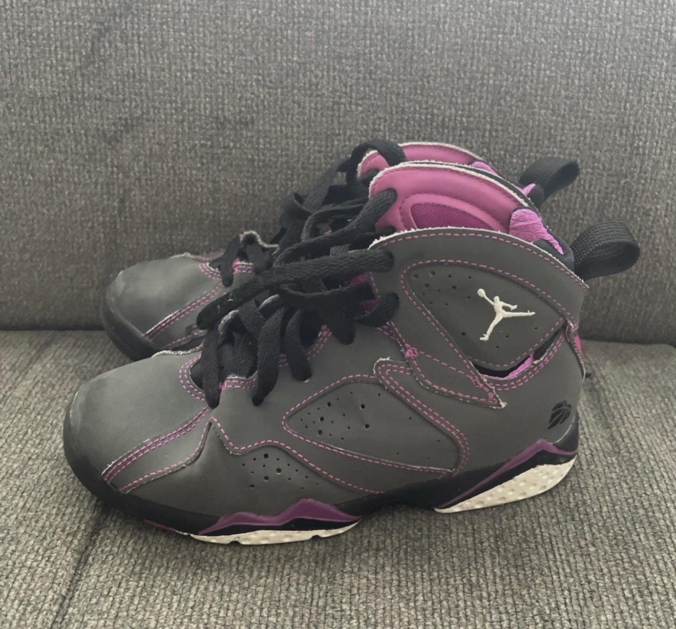Jordan 7 Retro Shoes Youth Size 1.5Y Gray Pink Basketball Kids 442961-018