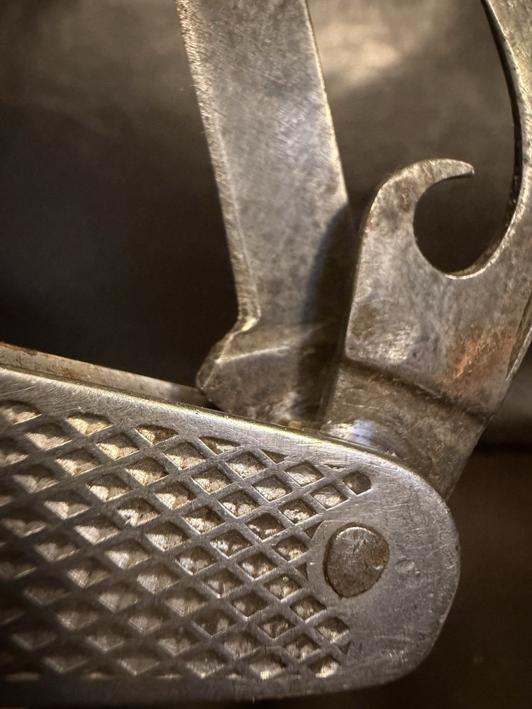 Unmarked WWII Era Pocket Knife