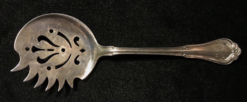 Sterling Silver Flatware - Gorham Villa Norfolk Cucumber Server Mono