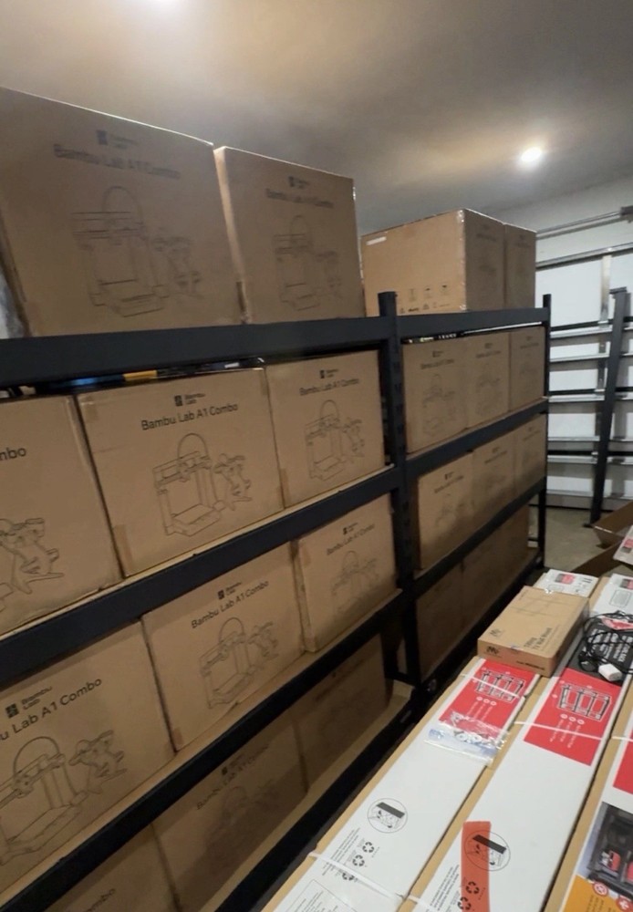 Bambu Lab A1 Combo: High-Speed 3D Printer & AMS Lite for Multi-Color Prints