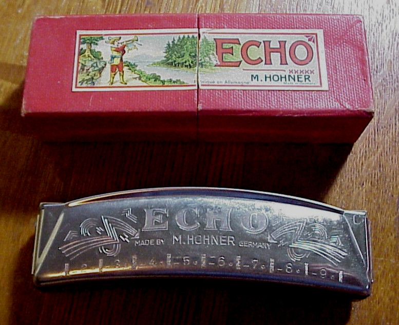 M. HOHNER ECHO Antique HARMONICA  in RARE RED BOX Made in Germany