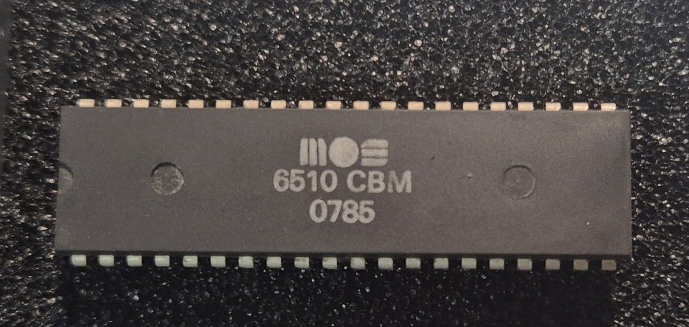 Original MOS 6510 CBM CPU Chip for Commodore 64 – Vintage 8-bit Processor