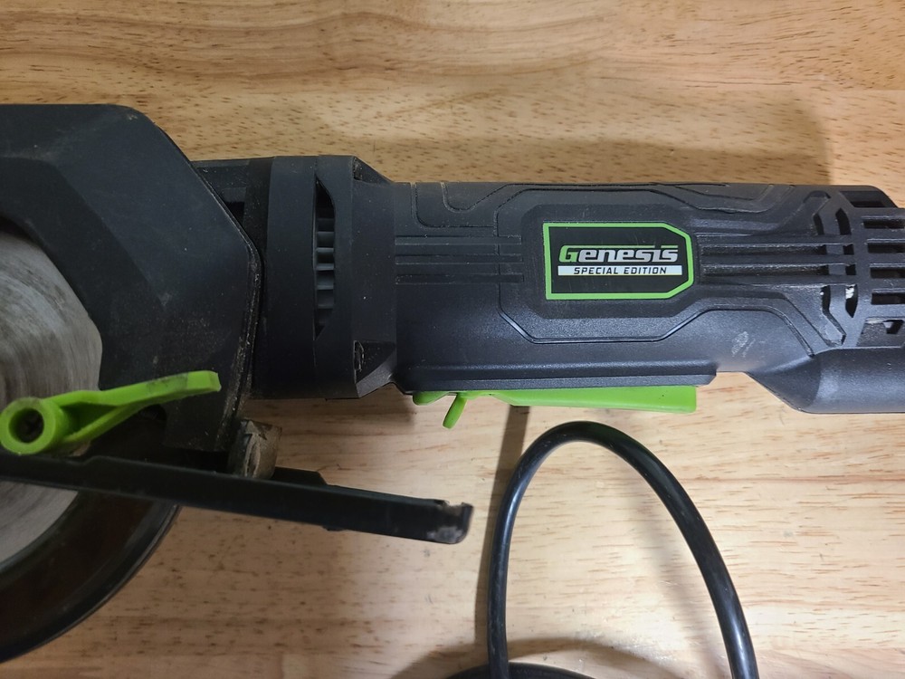 Genesis 4-1/2" Compact Circular Saw. GCS445SE.