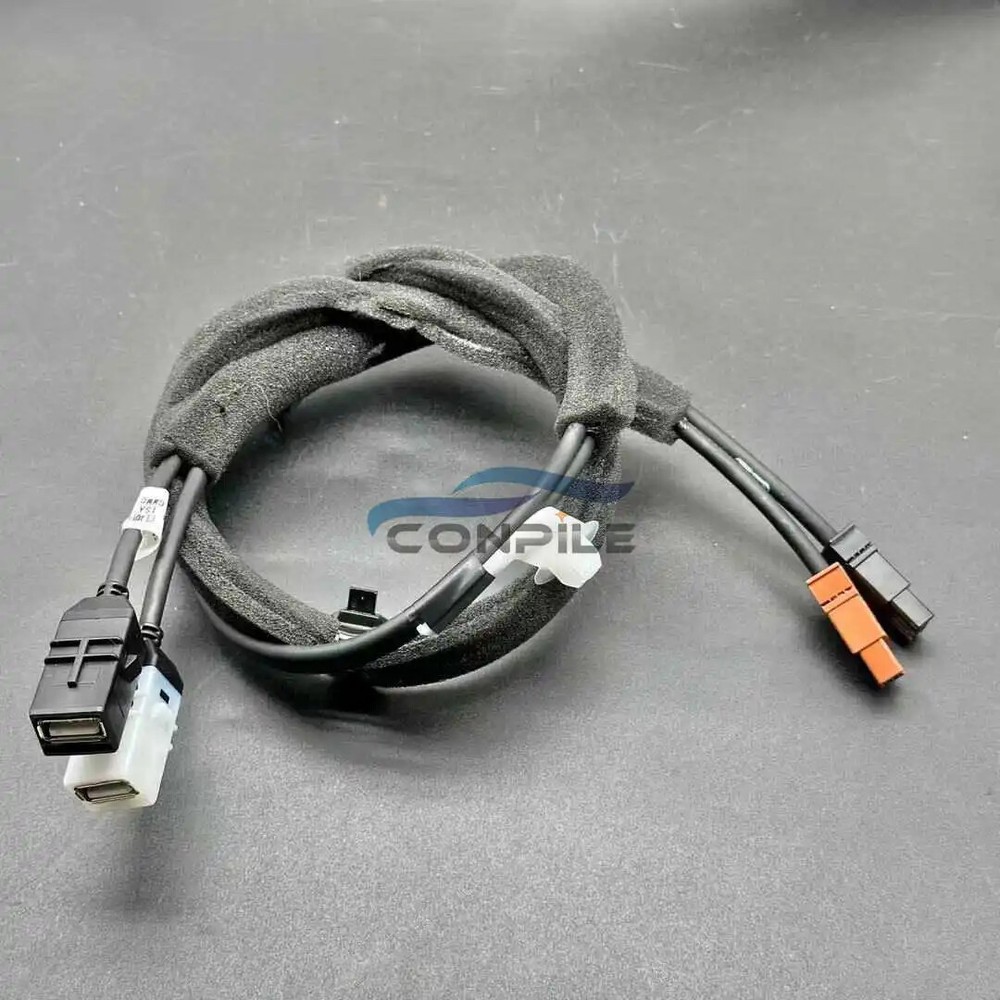 for Mitsubishi Eclipse Cross USB Cable SDA Line Mobile Phone Interconnection