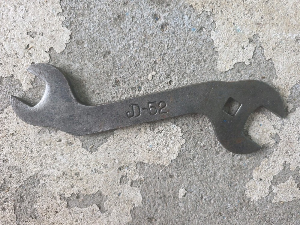 Vintage John Deere JD-52  Tractor Implement Wrench Nice Condition
