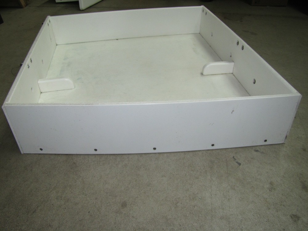 Seadoo 2000 Islandia 204070964 Drawer - Bottom - Used (SC)
