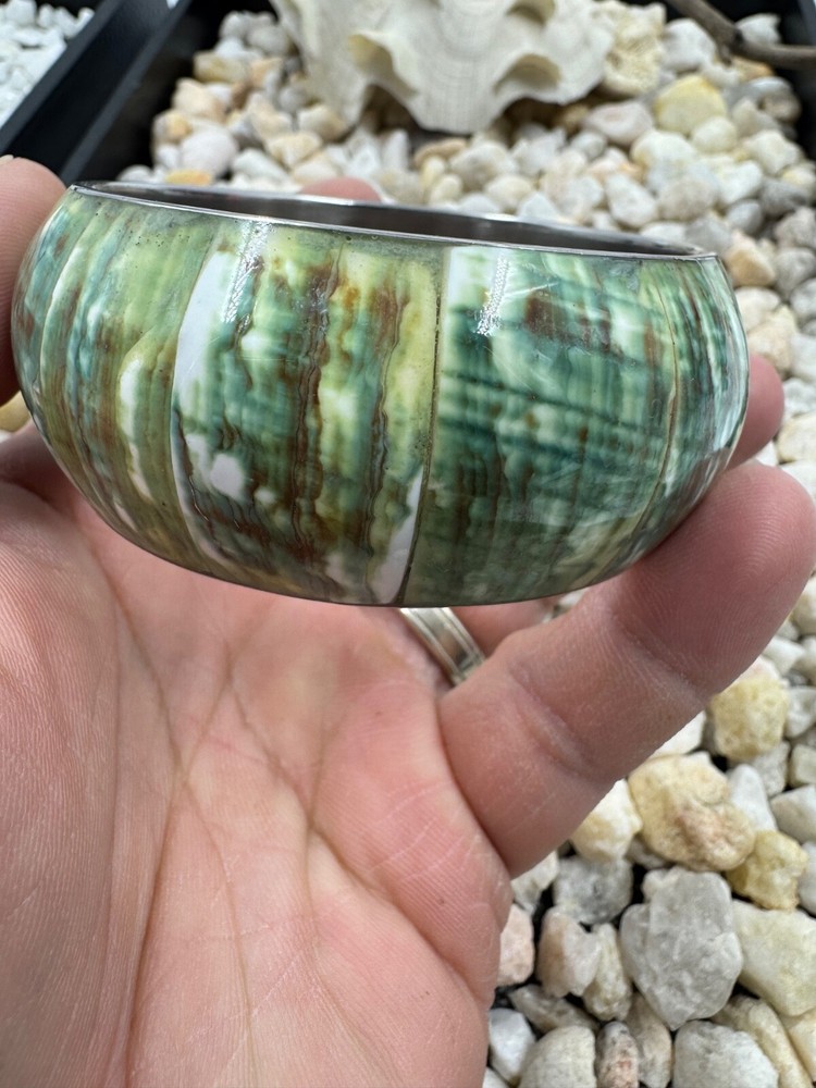 Hand Crafted Exquisite Abalone Shell Mosaic Bracelet