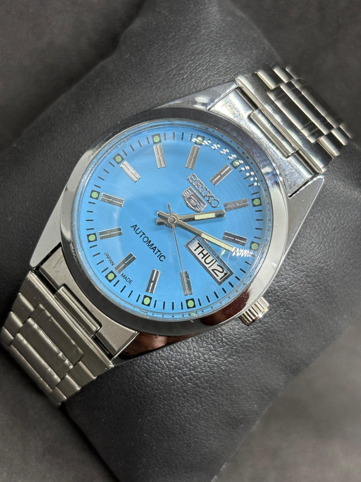 Vintage Refurbished Seiko 5 Automatic Day/Date Japan Men's Wrist Watch