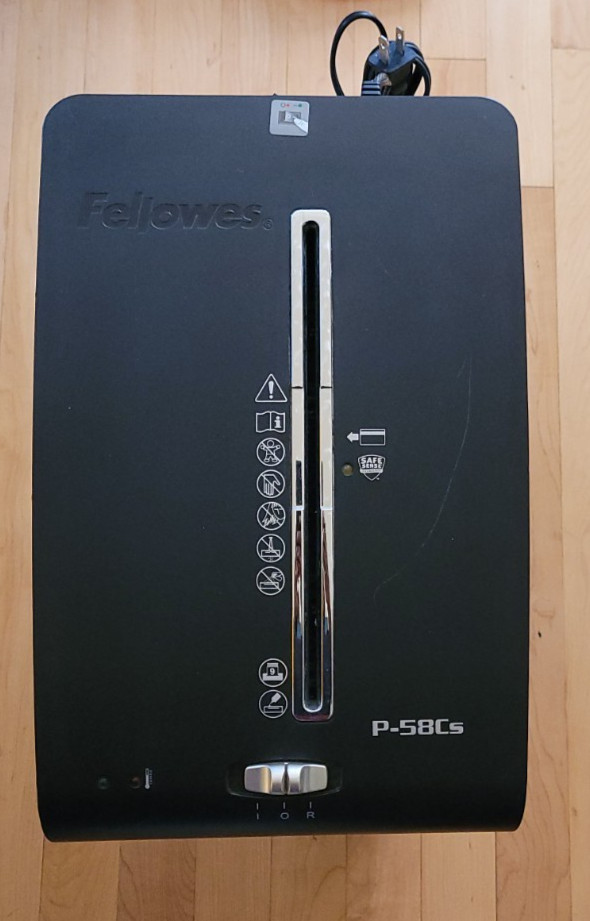 FELLOWES CROSS CUT PAPER SHREDDER Model P-58CS