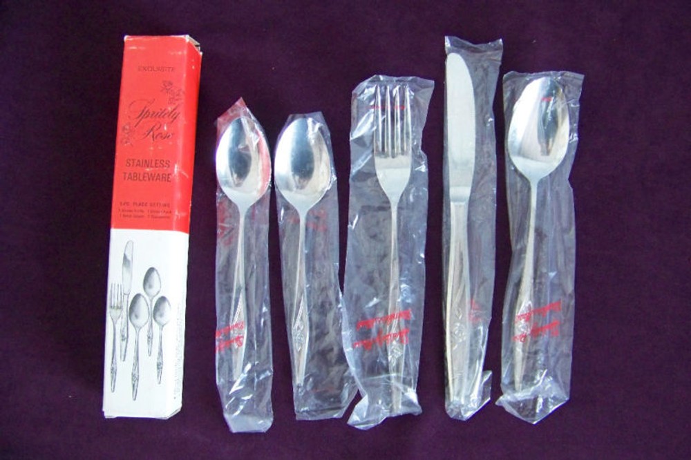 NEW Spritely Rose Creative Manor 5 pc set fork knife spoon silverware flatware