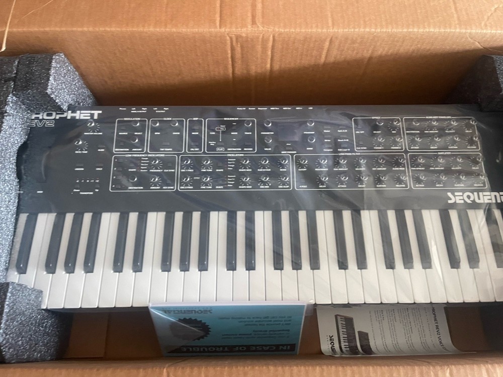 Sequential Prophet REV2 16 Voice Analog Synthesizer SEQ-2816 Keyboard NEW