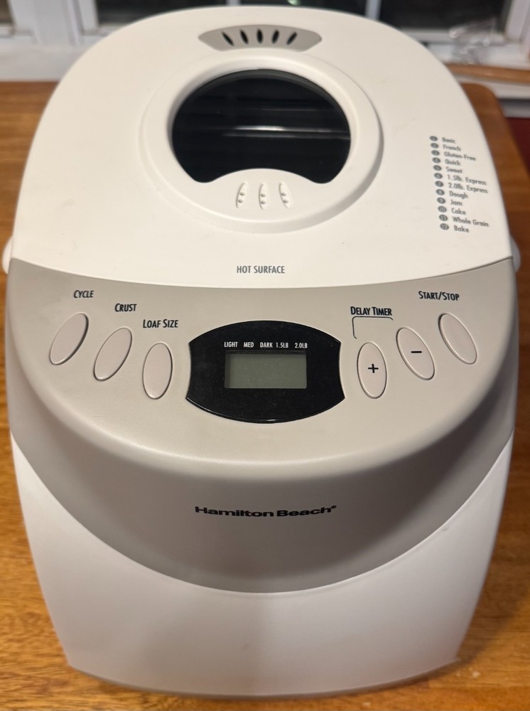 Hamilton Beach HomeBaker Bread Machine Model 29881 , White, Type BM07