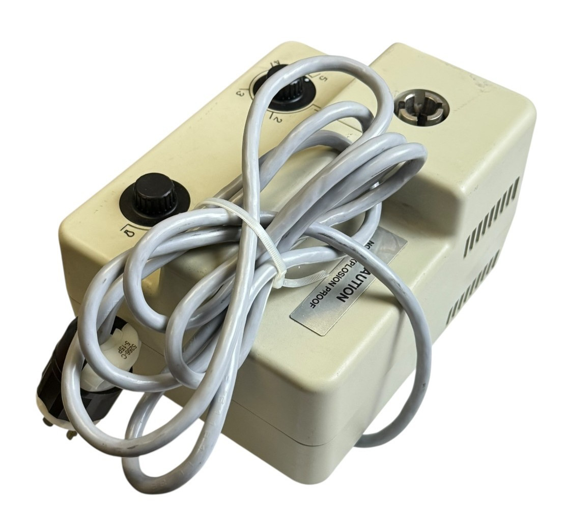 KL150 Schott Leica Fiber Optic Halogen Light Source Microscope Illuminator