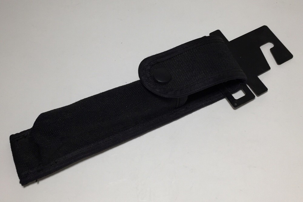 Premier Emblem Nylon Duty Belt Flashlight Holder Case Holds 7” Light