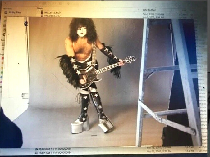 KISS Music Memorabilia ULTIMATE BEHIND THE SCENES! Super Fan Alert- See Photos