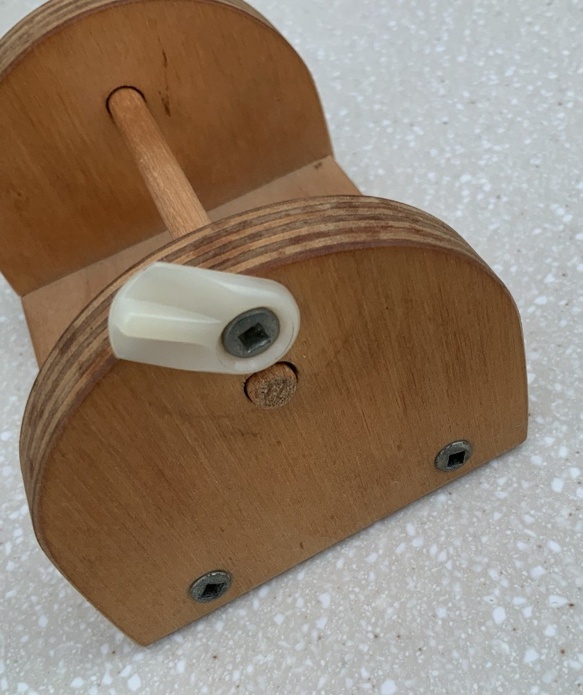 Mini Yarn Knit/ Crochet Holder/ Organizer