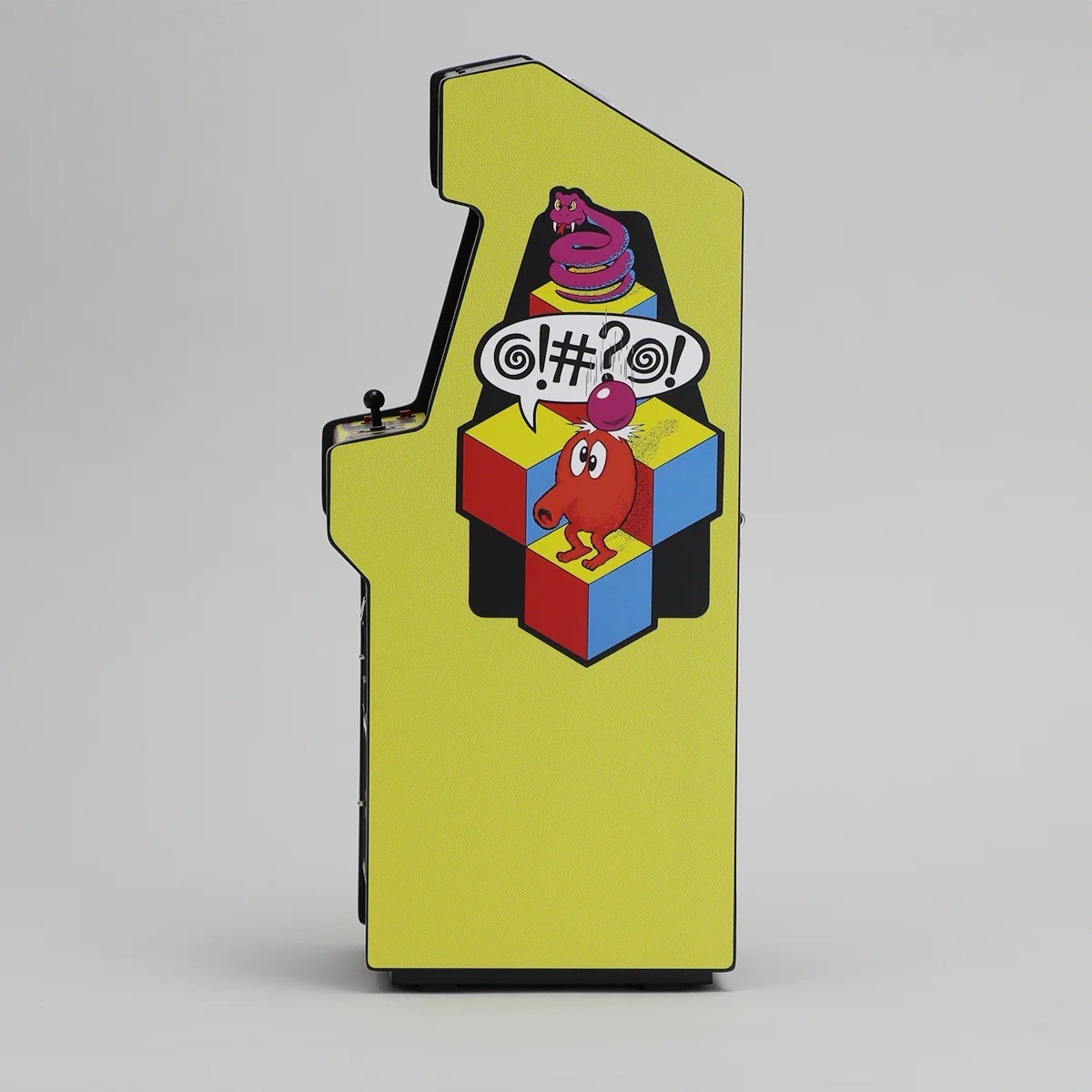 Q*bert Replicade Arcade Toy 1/6 Scale by New Wave Toys