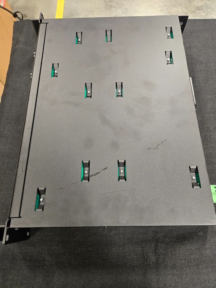 Crown DSi 1000 Amplifier