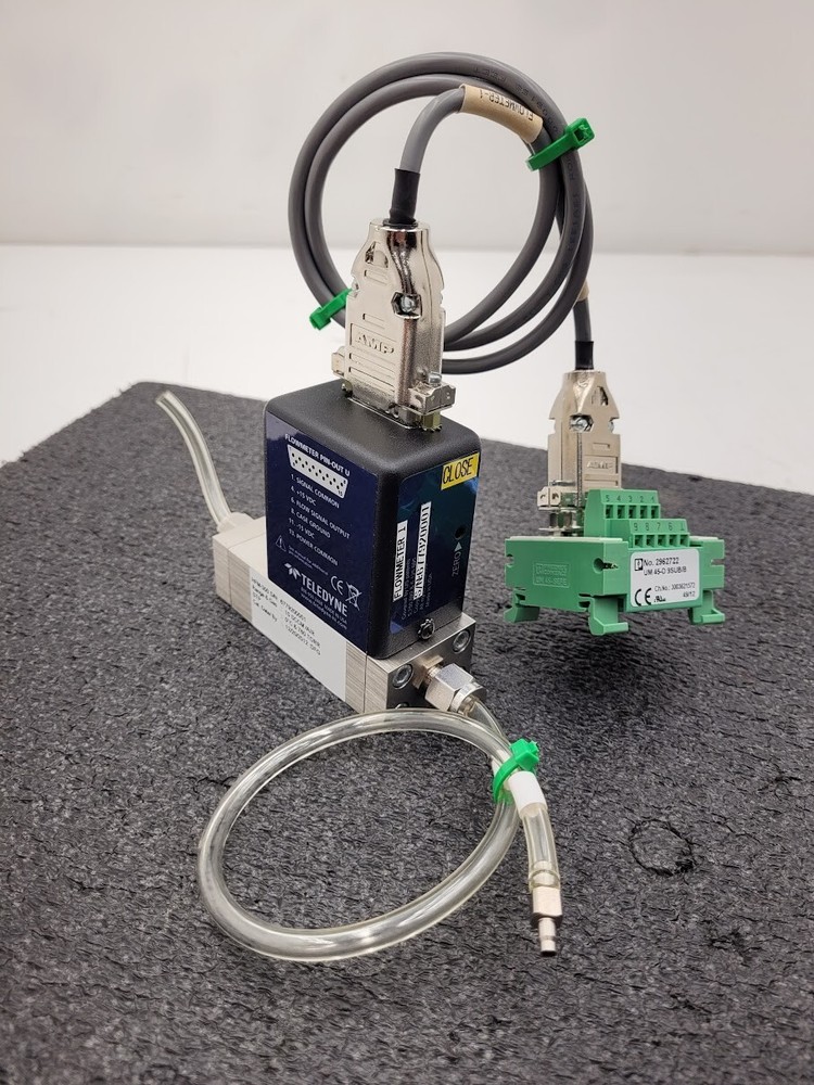 Teledyne HFM-300 Mass Flow Meter Controller 10 SCCM/AIR Working Pull