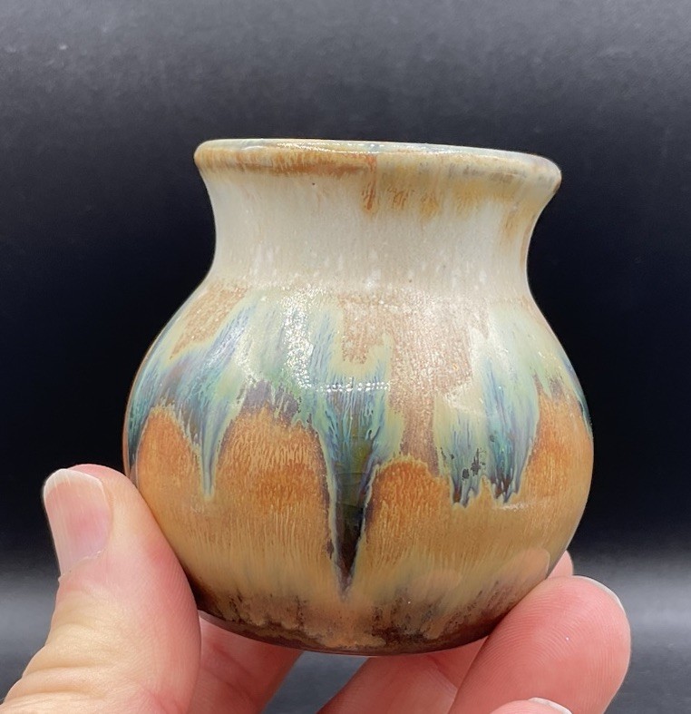 VINTAGE SMALL DRIP GLAZE POTTERY VASE