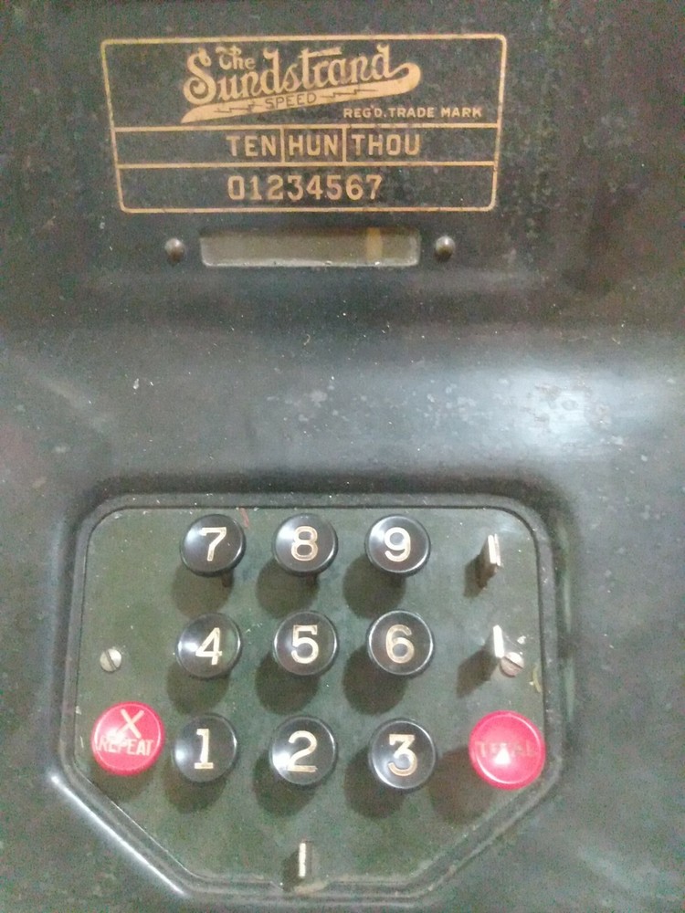 Sundstrand Adding Machine 7020-52