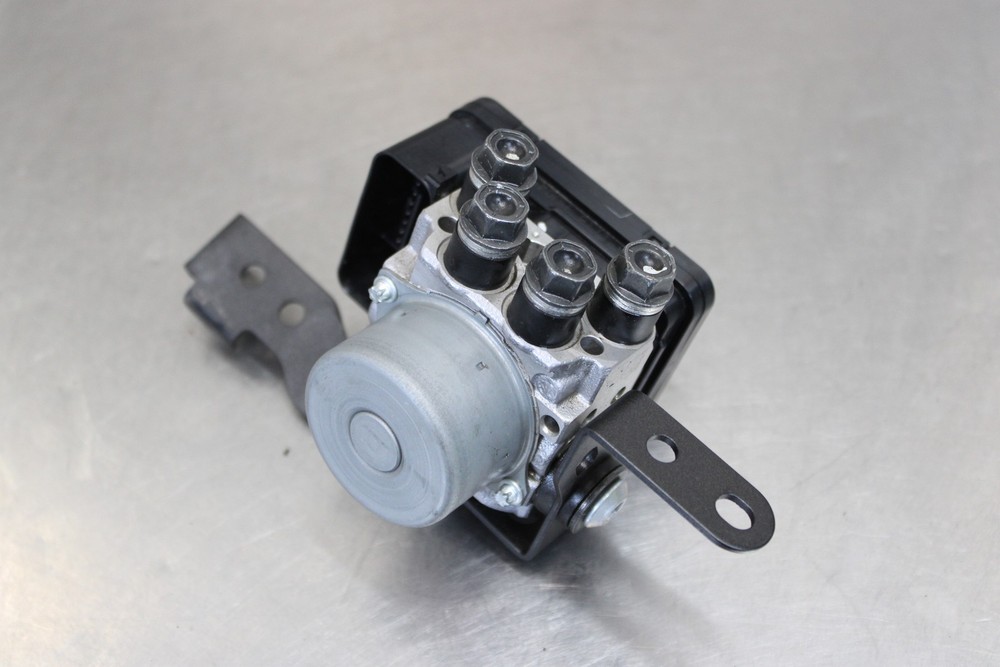 24-26 KAWASAKI Z500 ABS ABS PUMP UNIT MODULE