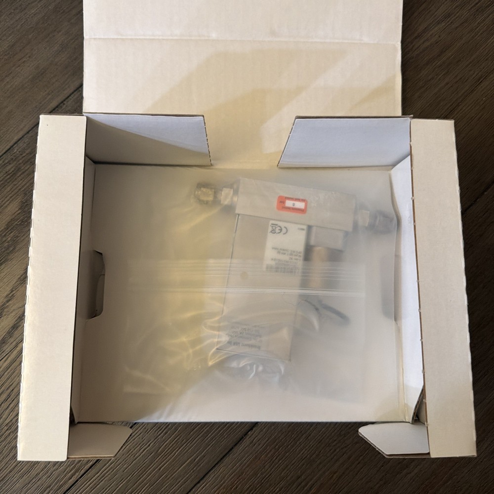 Bronkhorst Mass Flow Controller - 5 slm - Kalrez seals