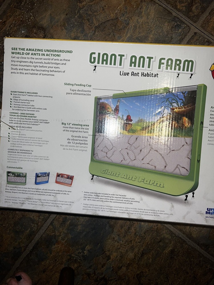 Giant Ant Farm