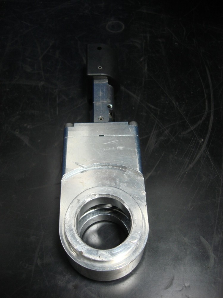 VAT 01232-KA06-0001 VACUUM MINI GATE VALVE