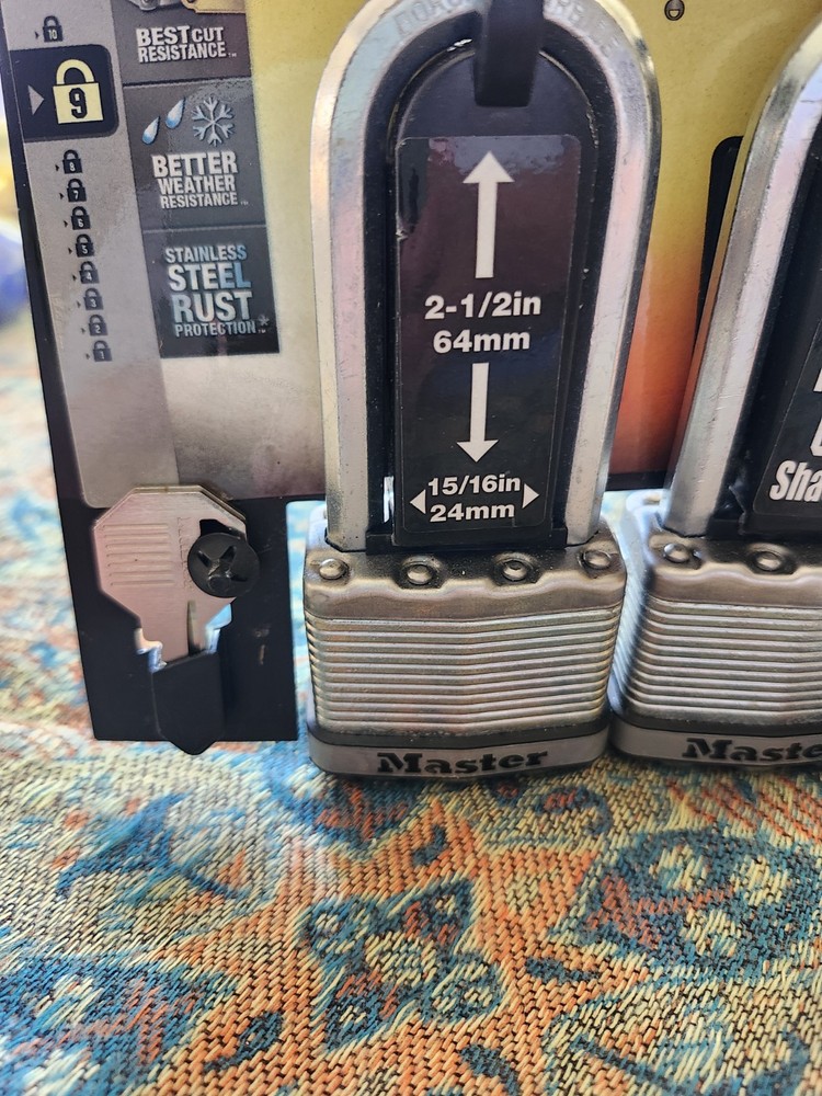 NEW Master Lock Magnum 2 1/2" 2pk PN: M5XTLJ Key Code: 2674