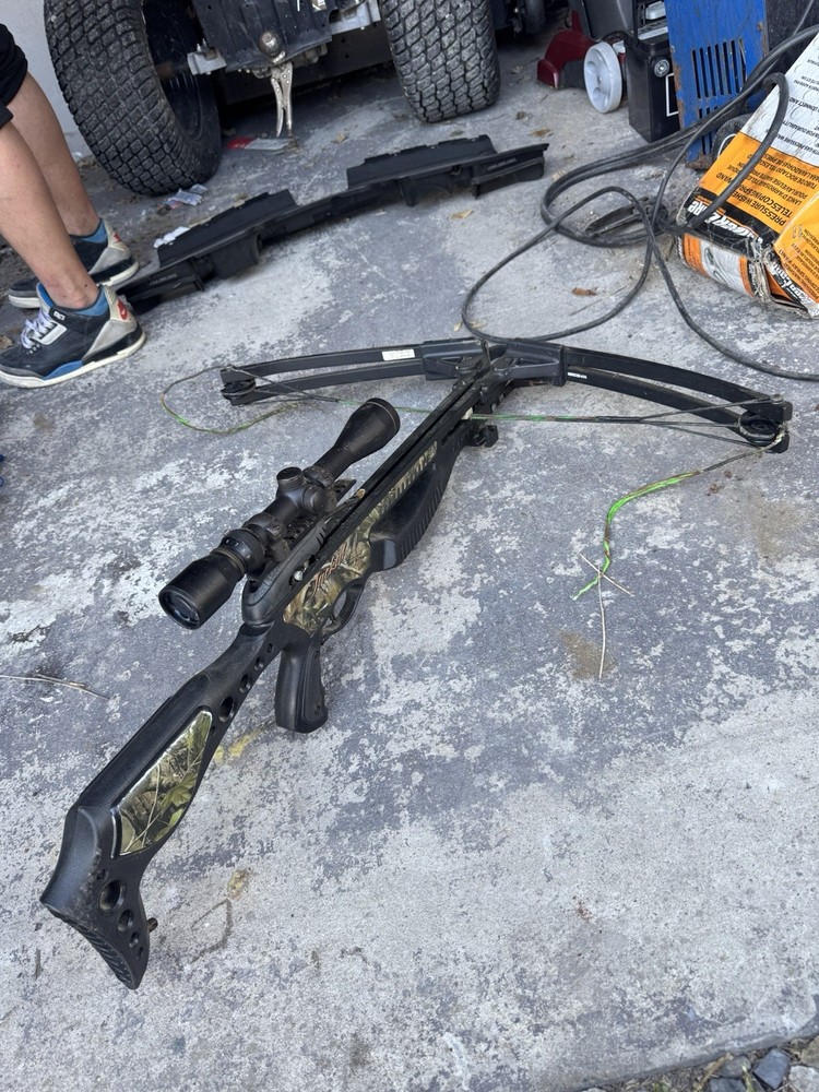 Vintage Barnett Jackal Crossbow & Tasco Scope *UNTESTED* Bad String