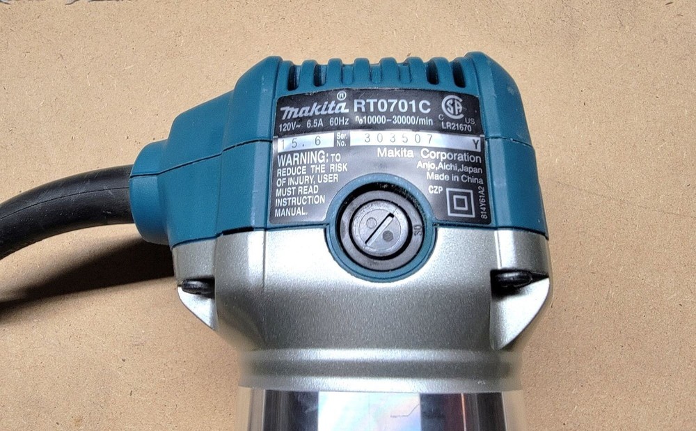 Makita RT0701C Variable Speed Trim Router w/Offset Base
