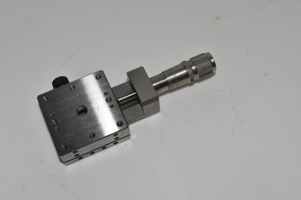 *JM* OPTOSIGMA 122-1165 LINEAR STAGE (FMB26)