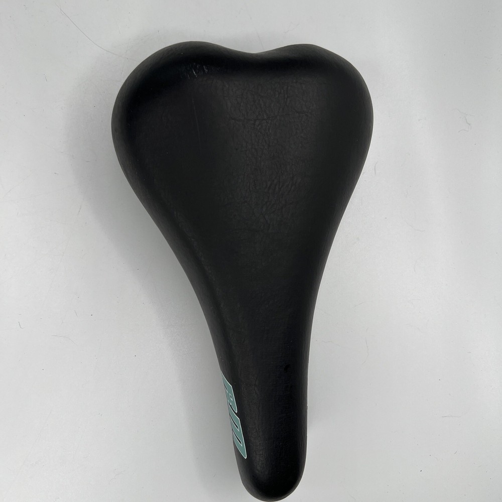 RoadMaster bike saddle/seat EUC