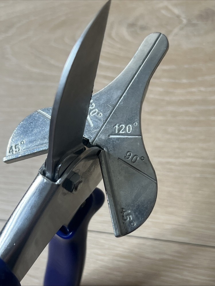 QEP 10711Q Multipurpose Miter Shears Angle Cutting Tool, Great Condition.