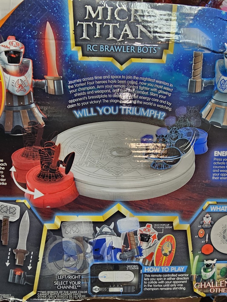 New In Box Hex Bug Titans Fighting Robots