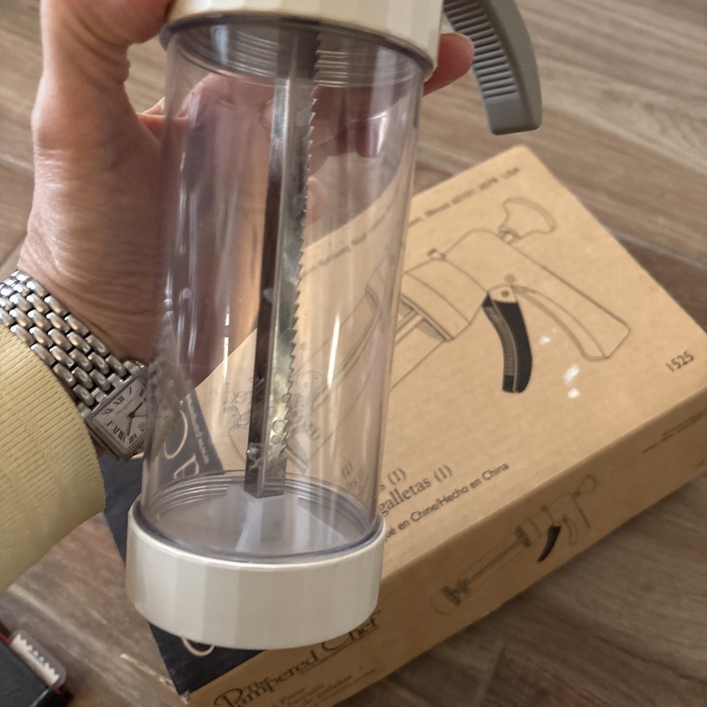 Pampered Chef Cookie Press