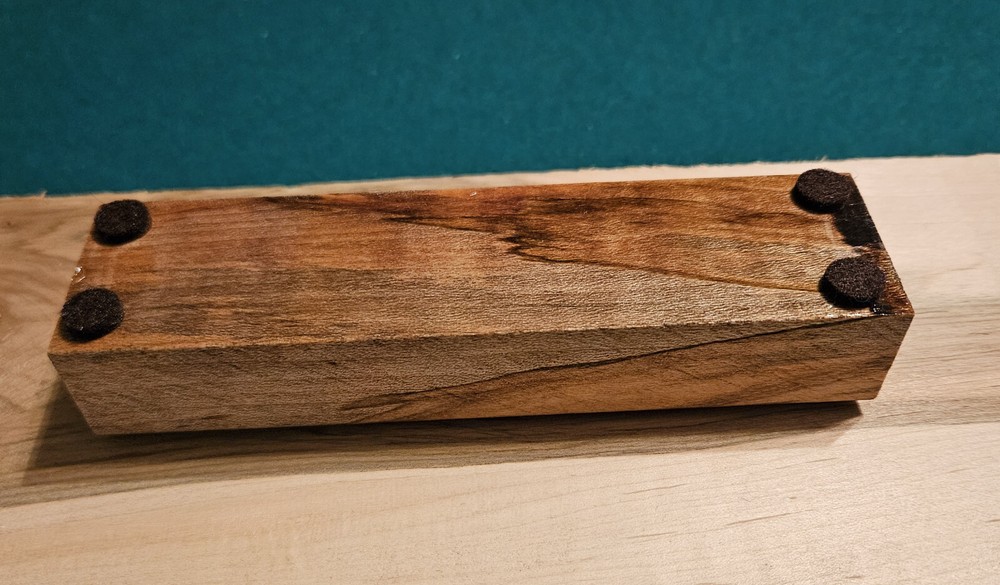 2 Knife display stands - Ambrosia Maple