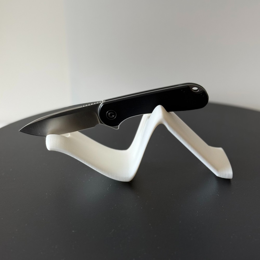 3D Printed Wave Knife Stand - EDC Knife Display Holder - White PLA
