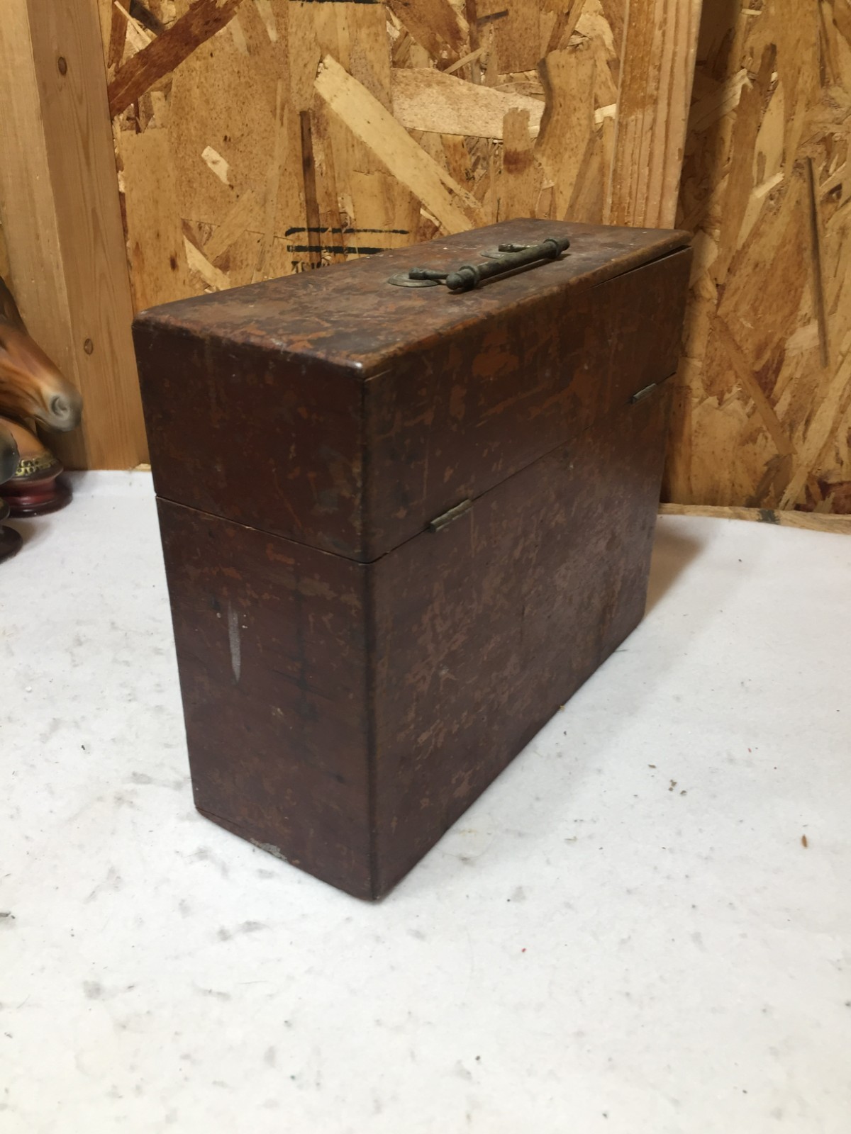 Antique Circa 1930s Hand Made Wood Chest 10" X 8" X 4" Top Compartment Lock