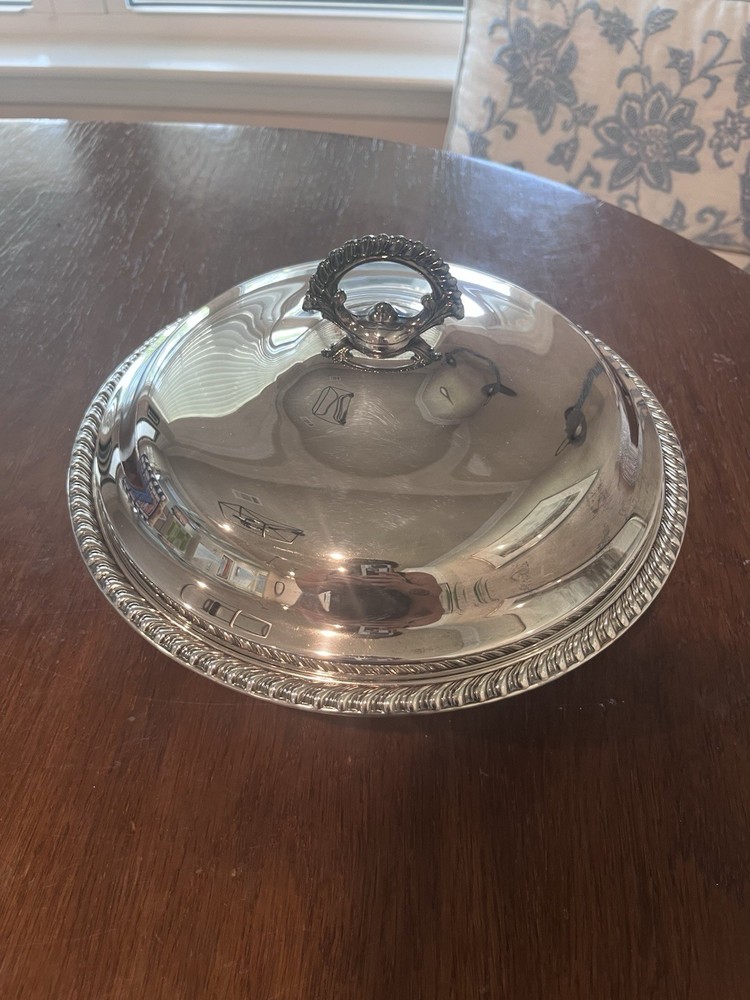 Leonard Italy Silverplate Covered Serving Bowl w/ Lid 11” Ornate Rim