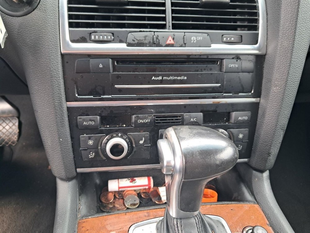 Q7 AUDI 2015 Glove Box 4803262