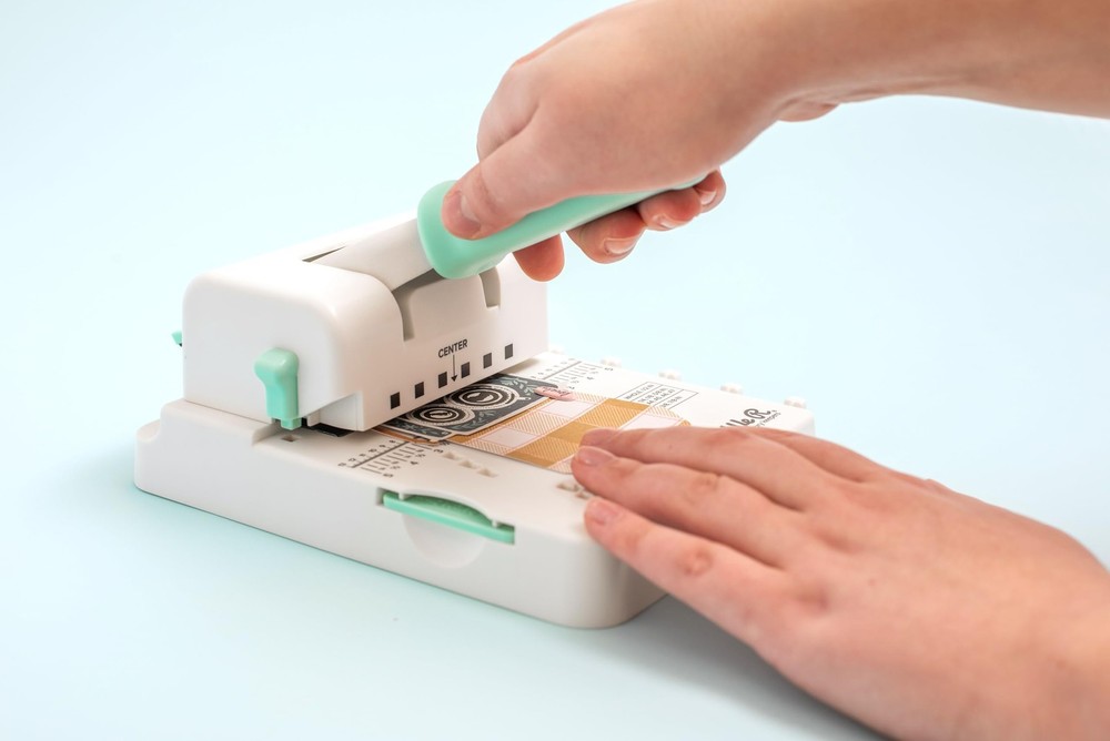 Mini Cinch Bundle Includes Book Binding Machine, 16 Wires, Wire Cutters, and ...