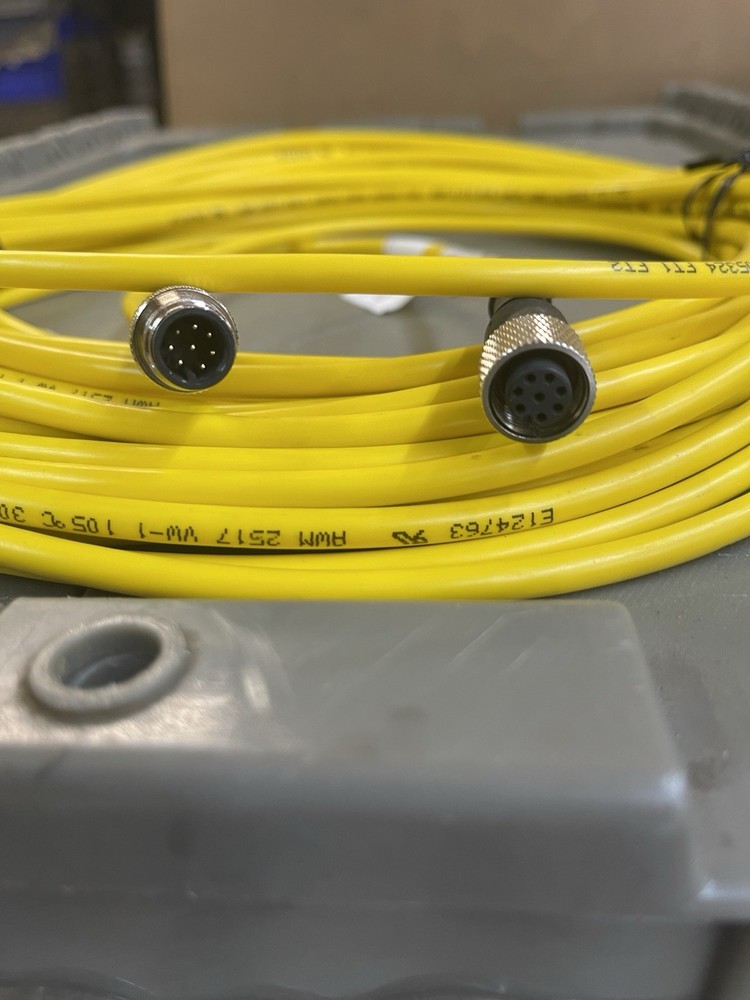 BANNER DEE2R-850D, COMMUNICATIONS CABLE ASSEMBLY, 72209,