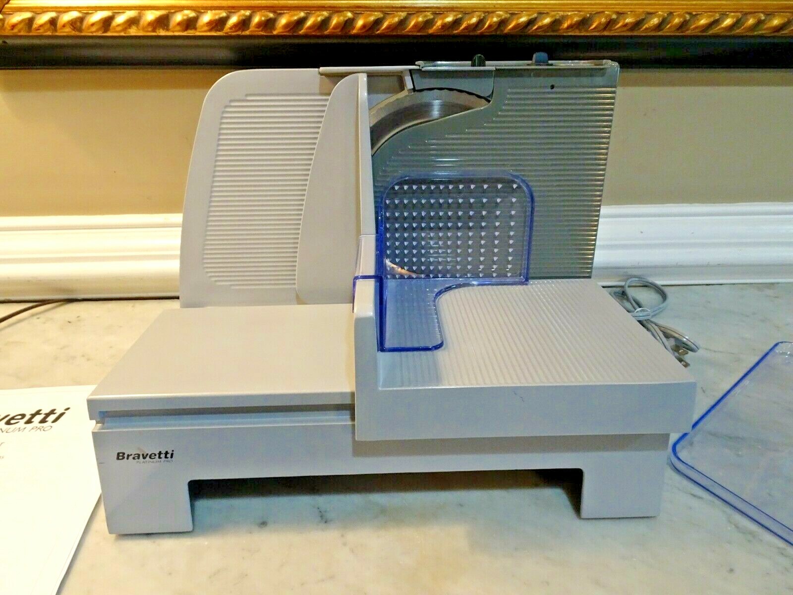 Bravetti Food/Meat Slicer Model BKS600 Meat Slicer Electric w Instruction Manual