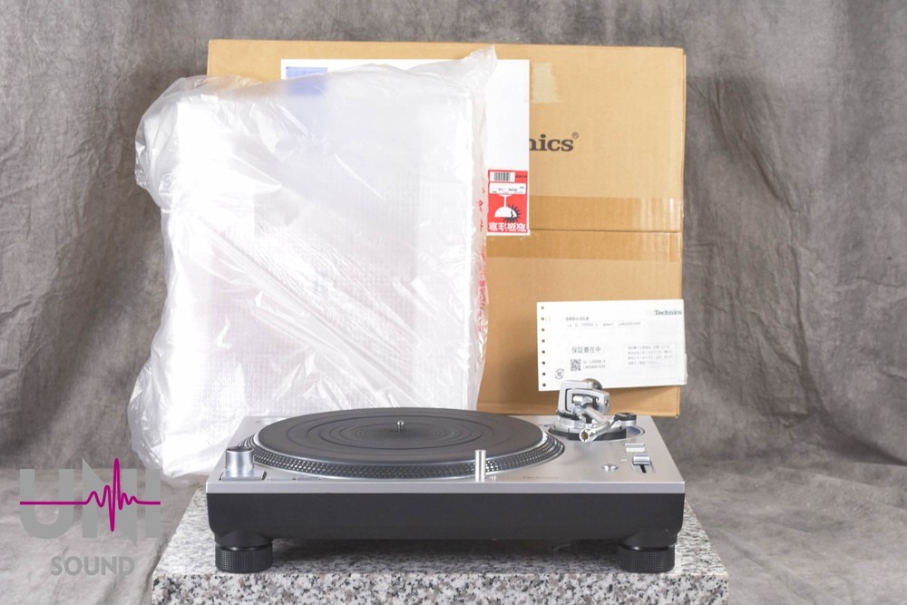 Technics SL-1200GR Direct Drive Turntable in Open Box Condition