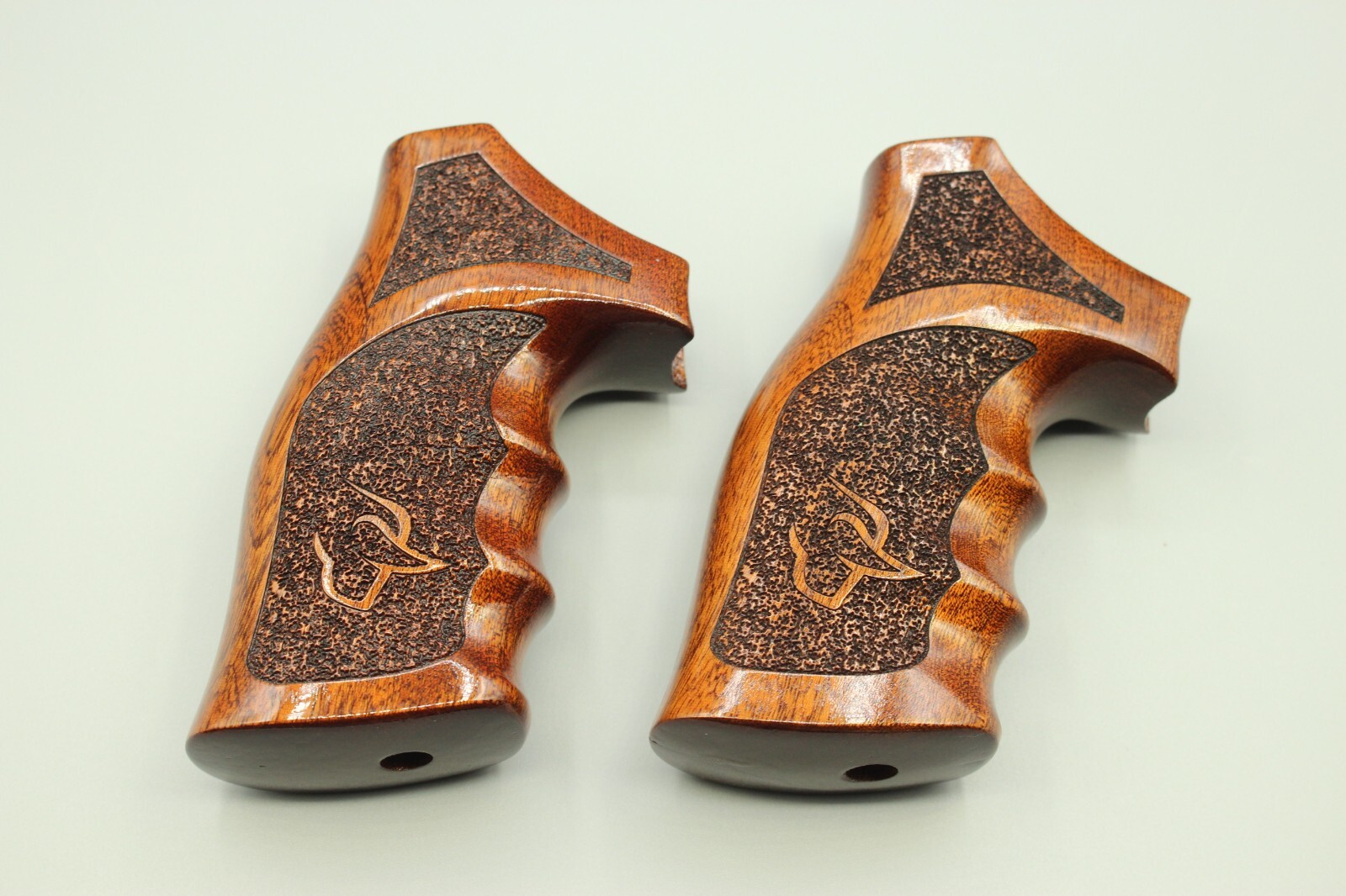 For Taurus Tracker/Judge Grips Fit Model 627 445 450 692 817 992 Sapele Wood New